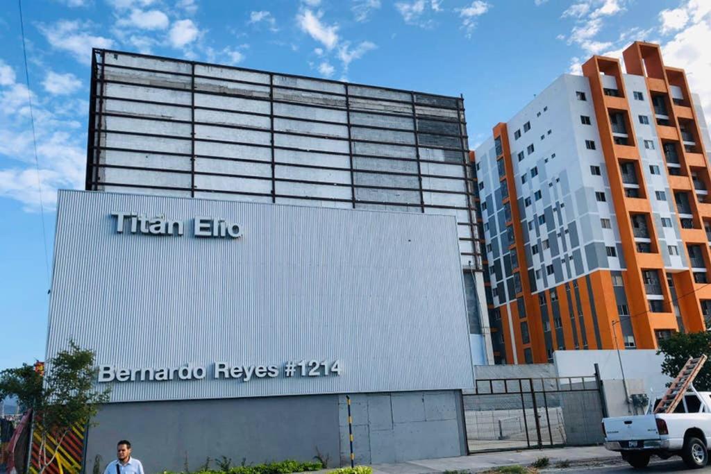 Monterrey Living Centro El Titan T2 Apartment Exterior photo